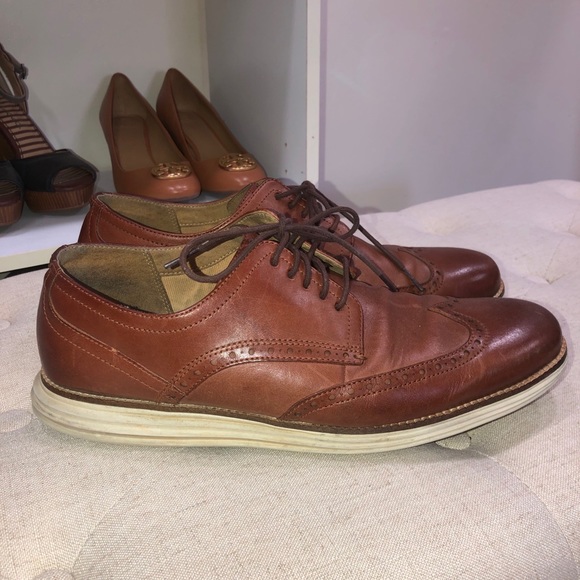Cole Haan Men's Grand Shortwing Lace Up Shoe - Picture 2 of 11